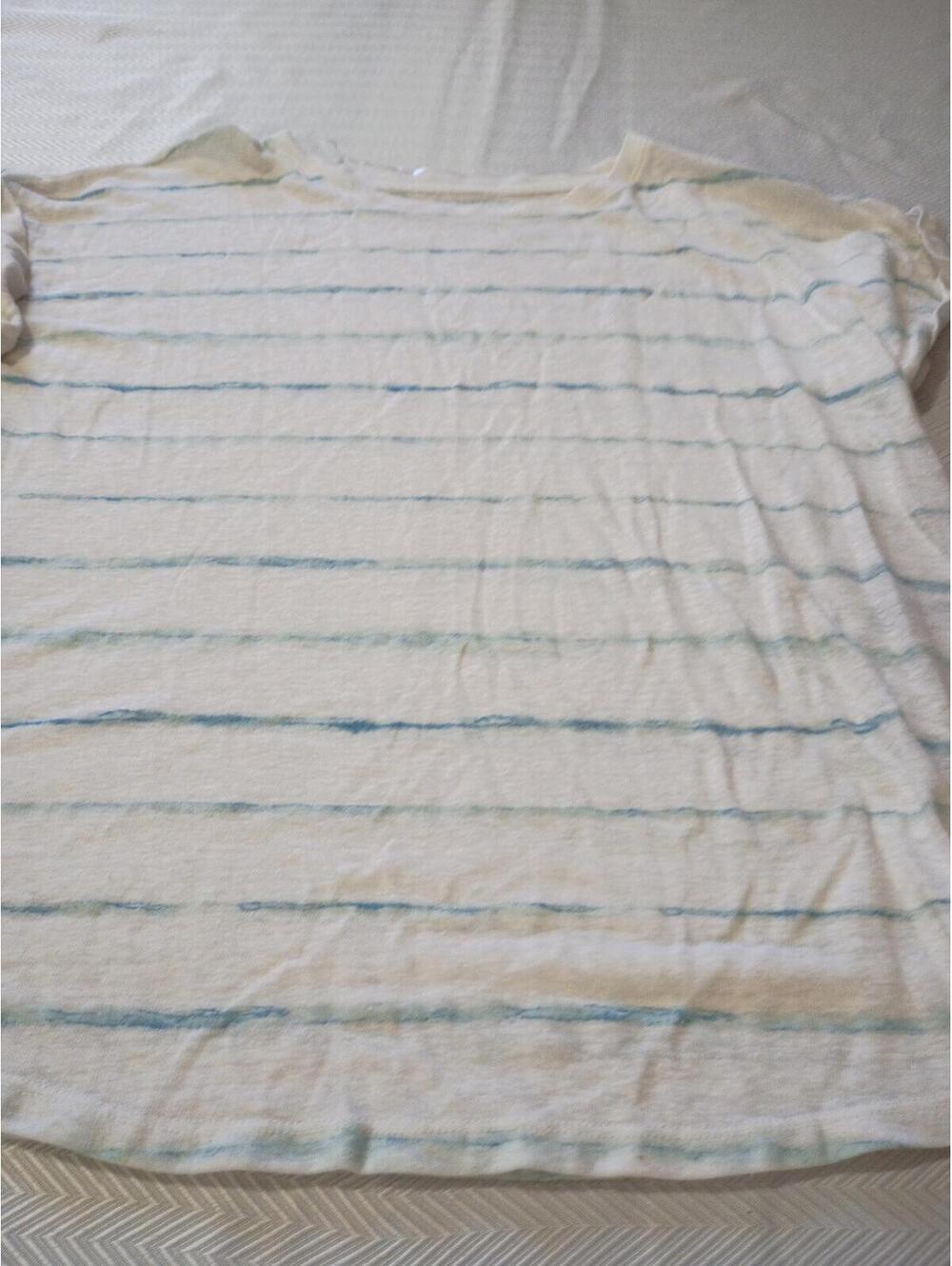 Lightweight White and Blue Striped Short Sleeve Shirt